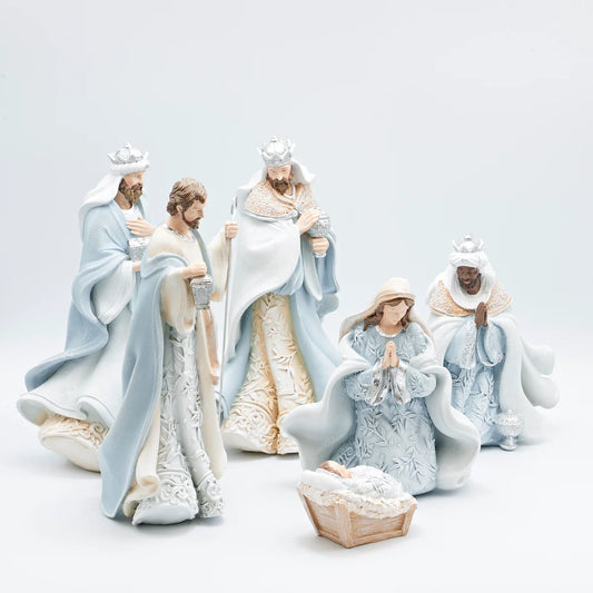 Nativity Set with Leaf Pattern and Blue Gowns Set