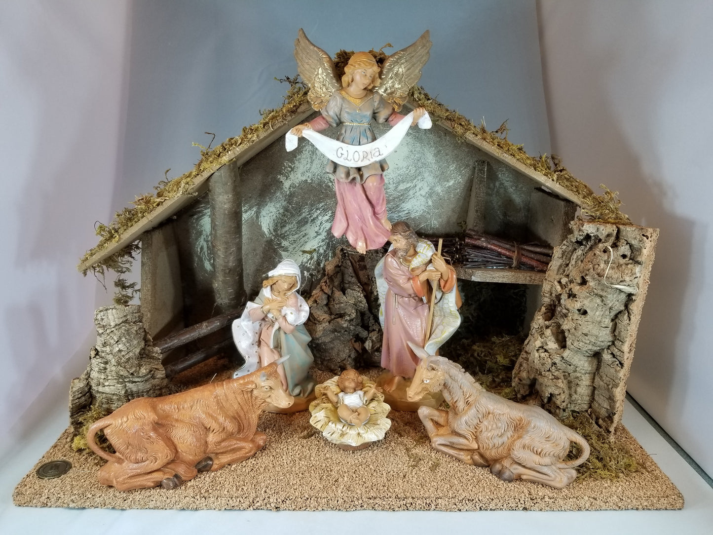 Discontinued - 7.5" Fontanini Nativity Set | 6 Pieces | Wood Stable