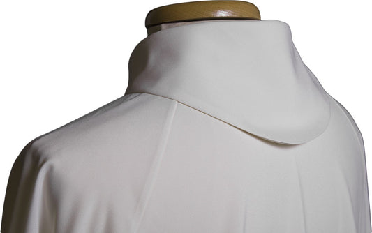 #0061 Lightweight Alb with Mini Capuche | Front Zipper | 100% Polyester