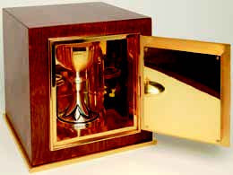 K905 Tabernacle | Wood with 24K Gold Plate Door