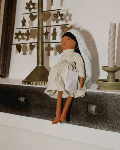 Mary on the Mantel® Advent Set – Catholic Family Christmas Tradition