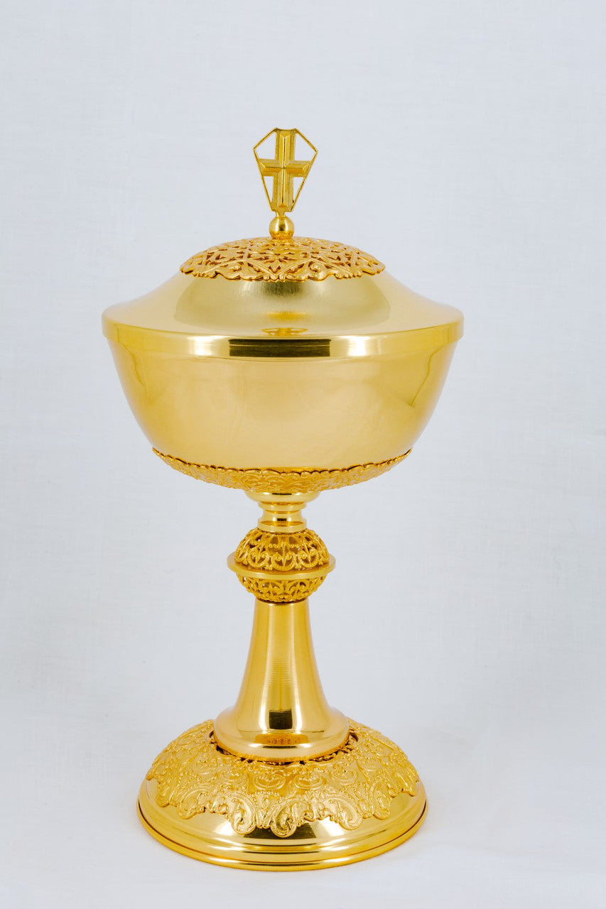 #605 Traditional Covered Ciborium | Holds 200 Hosts | Multiple Finishes Available | Handmade in Italy