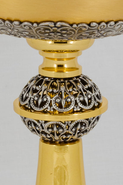 #605 Traditional Covered Ciborium | Holds 200 Hosts | Multiple Finishes Available | Handmade in Italy