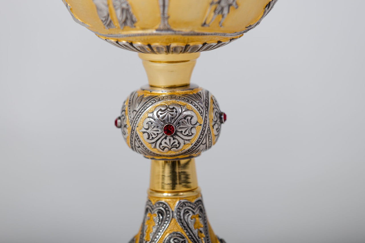 #622 Last Supper, Crucifixion, Evangelists Chalice | 8 3/4", 9oz. | Multiple Finishes Available | Handmade in Italy