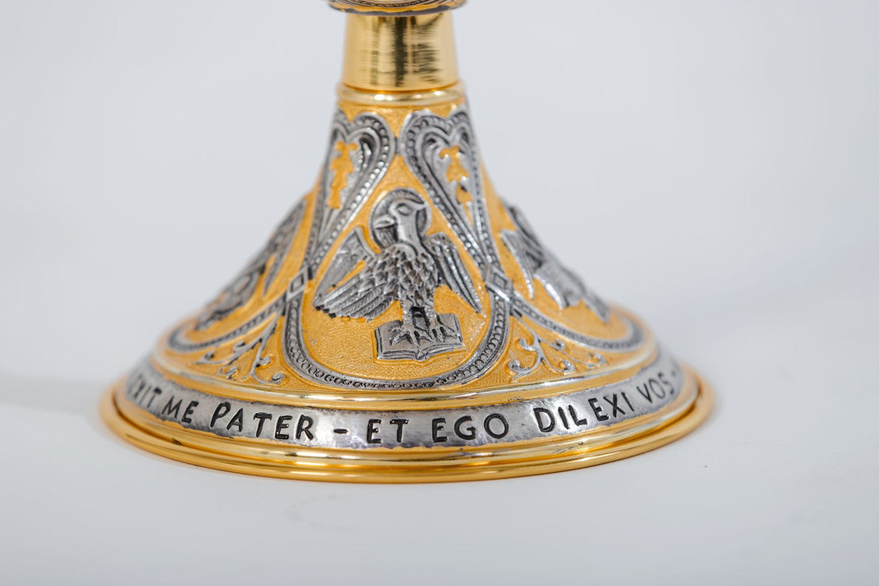 #622 Last Supper, Crucifixion, Evangelists Chalice | 8 3/4", 9oz. | Multiple Finishes Available | Handmade in Italy