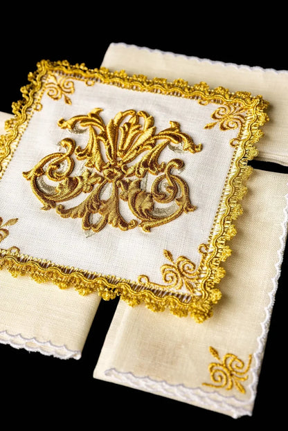 Gold Embroidered Linen Marian Altar Set