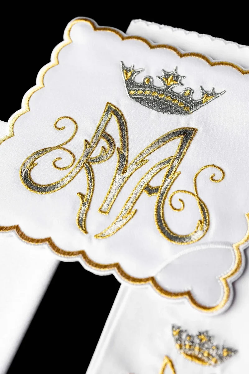 Embroidered Marian Crown Altar Linen Set